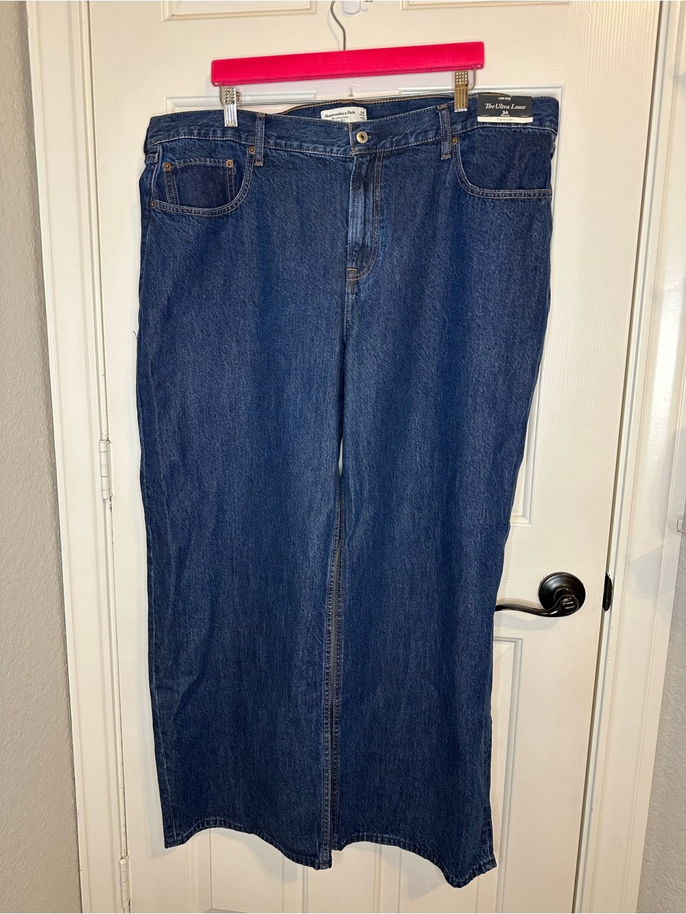 NWT Abercrombie & Fitch Dark Wash Curve Love The Ultra Loose Low Rise Sz 34 / 18 - Picture 3 of 8